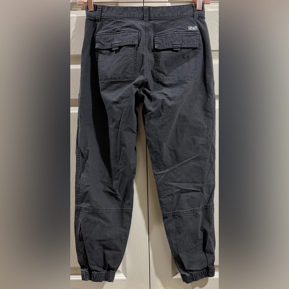 Eddie Bauer Tech Jogger Pants Womens Sz 6 Gray Lightweight Stretch - Picture 3 of 3